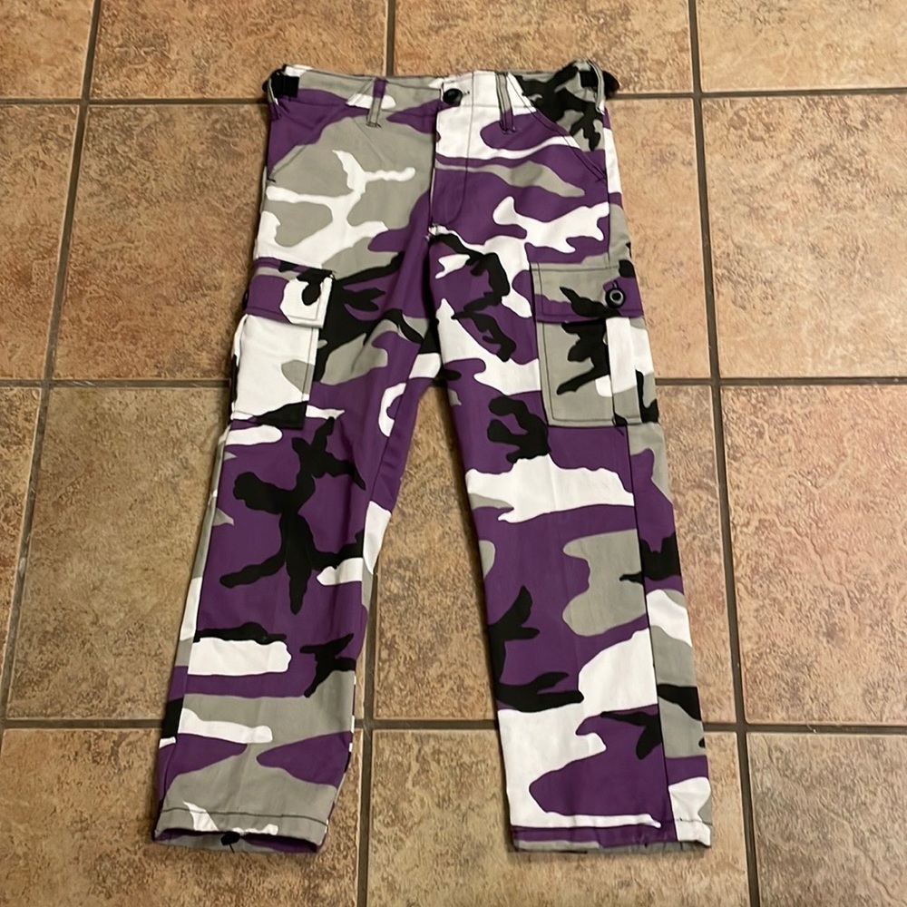 Kids purple camo cargo pants